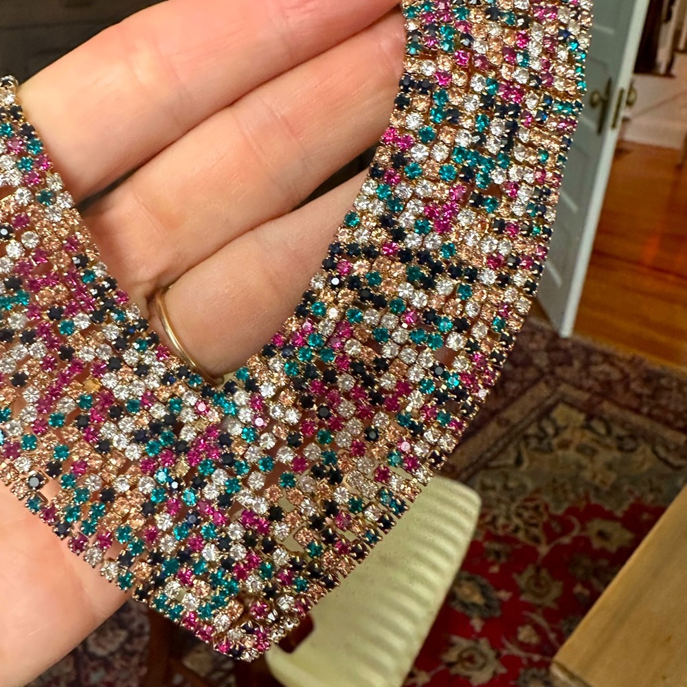 Showstopper! Vibrant multi stone statement necklace!